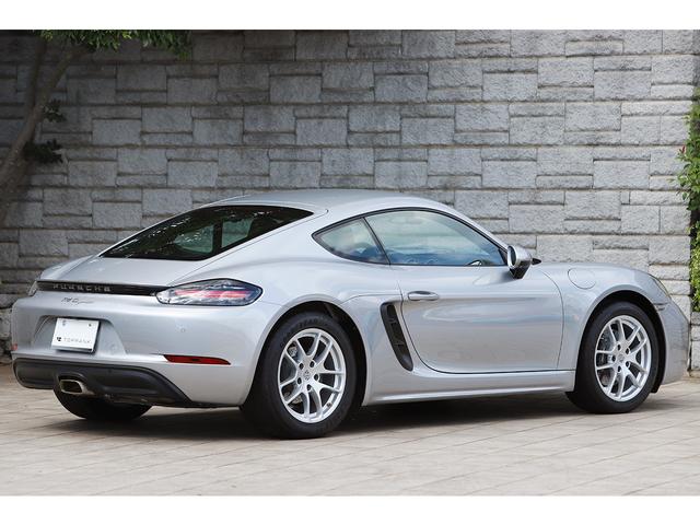 ７１８ケイマン ７１８ケイマン　ＰＤＫ　ＧＴシルバー　ボルドーレッド＆ブラックツートンレザーインテリア　エントリー＆ドライブ　２０２４年モデル　左ハンドル　ワンオーナー　新車保証付き（17枚目）
