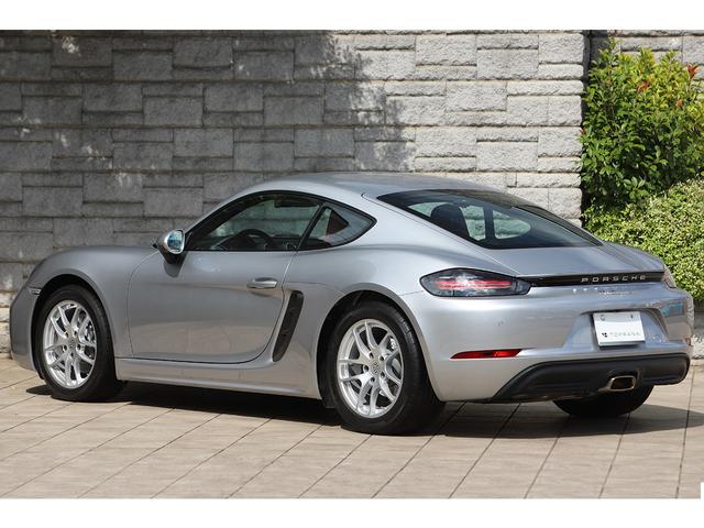 ７１８ケイマン ７１８ケイマン　ＰＤＫ　ＧＴシルバー　ボルドーレッド＆ブラックツートンレザーインテリア　エントリー＆ドライブ　２０２４年モデル　左ハンドル　ワンオーナー　新車保証付き（21枚目）