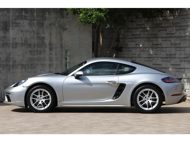 ７１８ケイマン ７１８ケイマン　ＰＤＫ　ＧＴシルバー　ボルドーレッド＆ブラックツートンレザーインテリア　エントリー＆ドライブ　２０２４年モデル　左ハンドル　ワンオーナー　新車保証付き（22枚目）