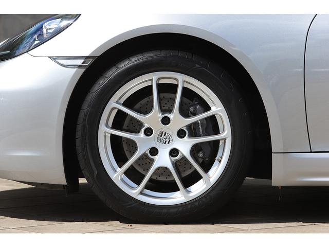 ７１８ケイマン ７１８ケイマン　ＰＤＫ　ＧＴシルバー　ボルドーレッド＆ブラックツートンレザーインテリア　エントリー＆ドライブ　２０２４年モデル　左ハンドル　ワンオーナー　新車保証付き（35枚目）