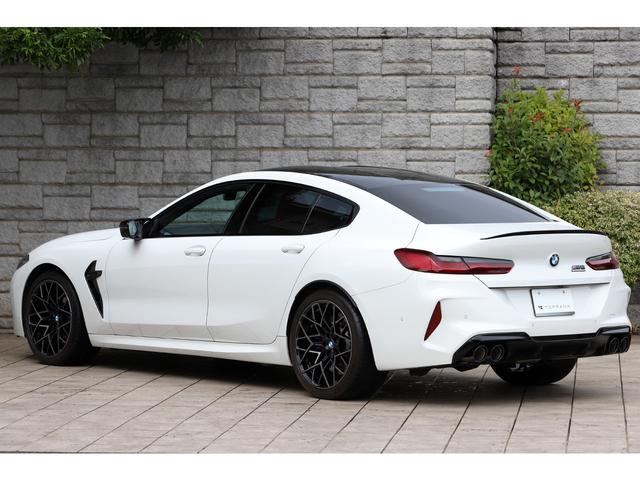 Ｍ８ Ｍ８グランクーペ　コンペティション　黒革　フルレザーメリノ　純正２０インチＡＷ　カーボンファイバールーフ　Ｂｏｗｅｒｓ＆Ｗｉｌｋｉｎｓダイヤモンドサラウンド（22枚目）