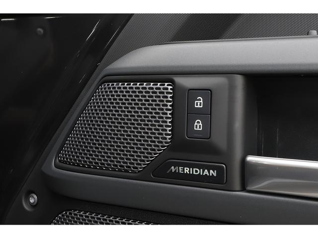 ディフェンダー １１０Ｘ－ダイナミックＨＳＥ　Ｄ３００　ディーゼル　７人乗り　ブラックパック　エアサス　ファミリーパック　サイドステップ　ＭＥＲＩＤＩＡＮサウンド　ワンオーナー　新車保証付き（59枚目）