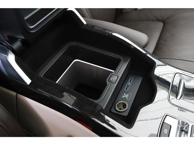 レンジローバー オートバイオグラフィーロングホイールベース525PS ドライバーアシストパック パノラマサンルーフ OP22インチ リアエンターテインメント ブラックパック仕様 コントラストブラックルーフ(31枚目)