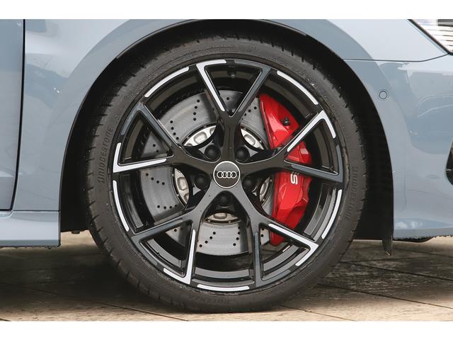 RS3スポーツバック ベースグレード ケモラグレー RSデザインPKG サンルーフ RSスポーツエキゾースト マトリクスLED Bang&Olufsen ワンオーナー(8枚目)