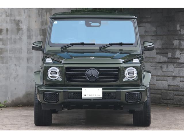 Gクラス G450d AMGラインパッケージ 有償色オリーブ チタニウムグレー革 マヌファクトゥーアプログラムプラス マヌファクトゥーアロゴPKG ワンオーナー 新車保証付き(6枚目)