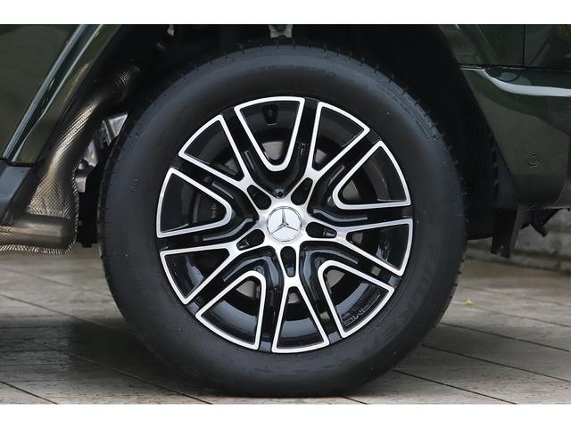 Gクラス G450d AMGラインパッケージ 有償色オリーブ チタニウムグレー革 マヌファクトゥーアプログラムプラス マヌファクトゥーアロゴPKG ワンオーナー 新車保証付き(8枚目)