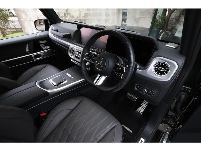 Gクラス G450d AMGラインパッケージ 有償色オリーブ チタニウムグレー革 マヌファクトゥーアプログラムプラス マヌファクトゥーアロゴPKG ワンオーナー 新車保証付き(9枚目)