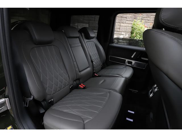 Gクラス G450d AMGラインパッケージ 有償色オリーブ チタニウムグレー革 マヌファクトゥーアプログラムプラス マヌファクトゥーアロゴPKG ワンオーナー 新車保証付き(10枚目)