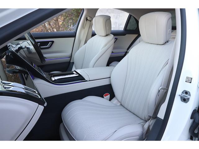 Ｓクラス Ｓ４００ｄ　４マチック　ＡＭＧラインパッケージ　ベーシックＰＫＧ　レザーエクスクルーシブＰＫＧ　パノラマサンルーフ　ベージュレザー　Ｂｕｒｍｅｓｔｅ３Ｄサラウンド　ワンオーナー（42枚目）
