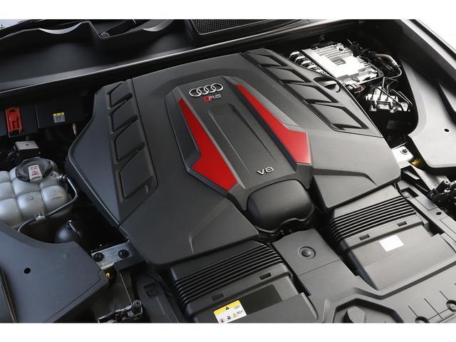 ＲＳ Ｑ８ ベースグレード　レザーシートＰＫＧ　カーボングロスブラックスタイリングＰＫＧ　パノラマサンルーフ　茶革　ＲＳスポーツエキゾースト　ＯＰ２３インチＡＷ　新車保証付き（36枚目）