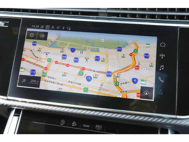 ＲＳ Ｑ８ ベースグレード　レザーシートＰＫＧ　カーボングロスブラックスタイリングＰＫＧ　パノラマサンルーフ　茶革　ＲＳスポーツエキゾースト　ＯＰ２３インチＡＷ　新車保証付き（47枚目）