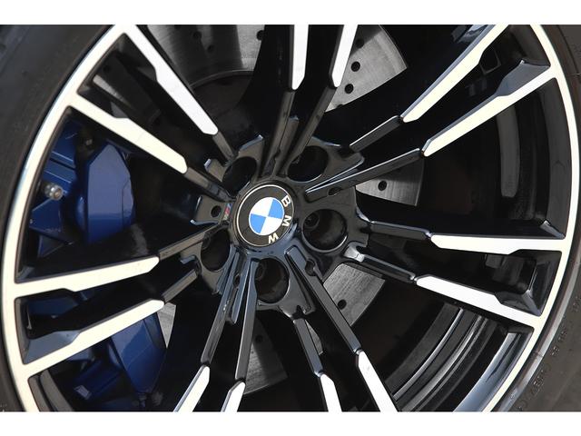 Ｍ５ Ｍ５　コンフォートＰＫＧ　カーボンルーフ　ブラックレザー　シートヒーター＆ベンチレーター　純正２０インチＡＷ　ハーマンカードン（34枚目）