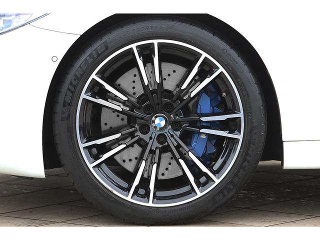 Ｍ５ Ｍ５　コンフォートＰＫＧ　カーボンルーフ　ブラックレザー　シートヒーター＆ベンチレーター　純正２０インチＡＷ　ハーマンカードン（36枚目）