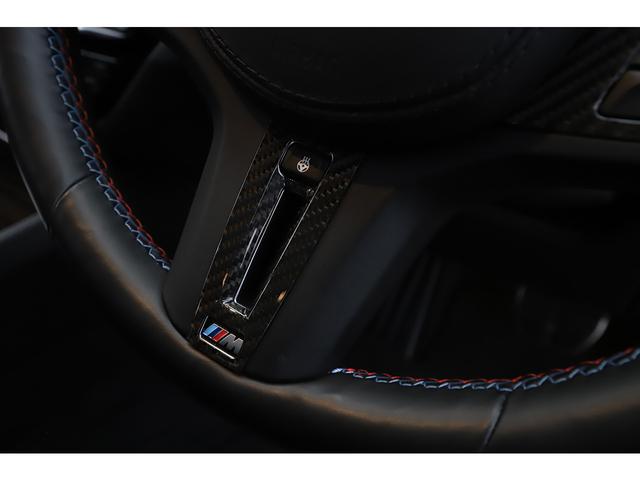 Ｍ５ Ｍ５　コンフォートＰＫＧ　カーボンルーフ　ブラックレザー　シートヒーター＆ベンチレーター　純正２０インチＡＷ　ハーマンカードン（50枚目）