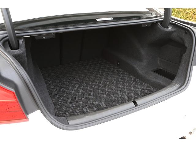 Ｍ５ Ｍ５　コンフォートＰＫＧ　カーボンルーフ　ブラックレザー　シートヒーター＆ベンチレーター　純正２０インチＡＷ　ハーマンカードン（60枚目）