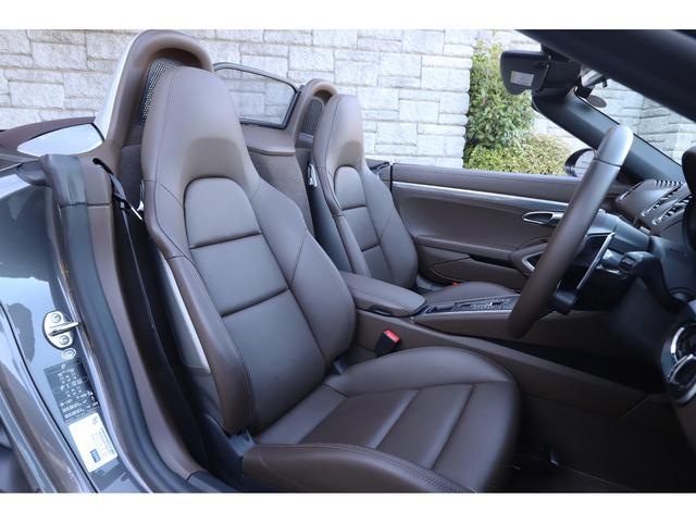 718ボクスター 718ボクスターGTS PDK スポーツクロノPKG 有償色アゲートグレー エスプレッソレザーインテリア ブラウン幌 純正20インチAW スポーツエグゾースト(10枚目)