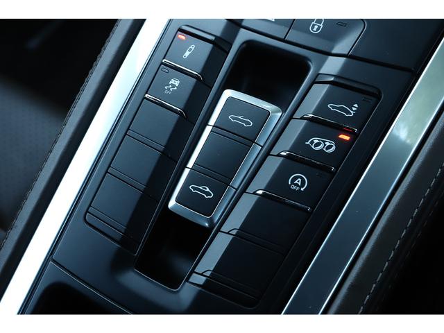 718ボクスター 718ボクスターGTS PDK スポーツクロノPKG 有償色アゲートグレー エスプレッソレザーインテリア ブラウン幌 純正20インチAW スポーツエグゾースト(12枚目)