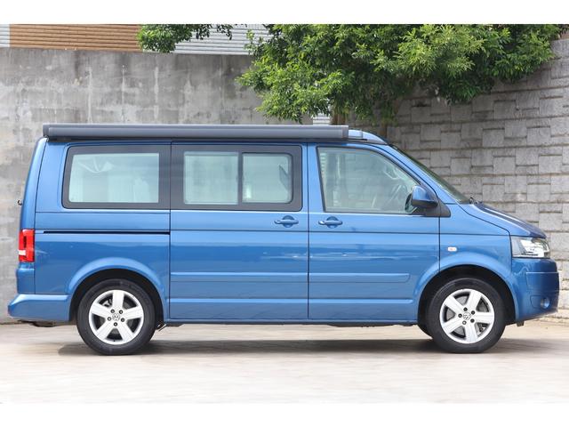 カリフォルニア ベースグレード T5 右ハンドル 電動ポップアップルーフ サイドオーニング FFヒーター クルーズコントロール 17インチAW 新車並行 ワンオーナー(5枚目)