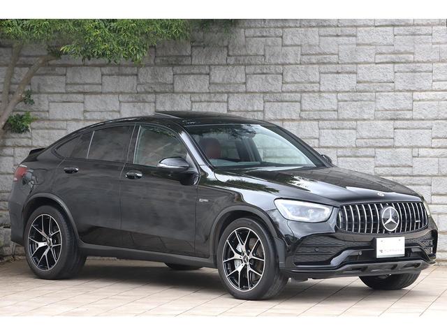 千葉県に３店舗、東京都に２店舗、関西に１店舗、常時３００台程展示をしております！厳選したお車を取り揃えておりますので、是非ご来店くださいませ。