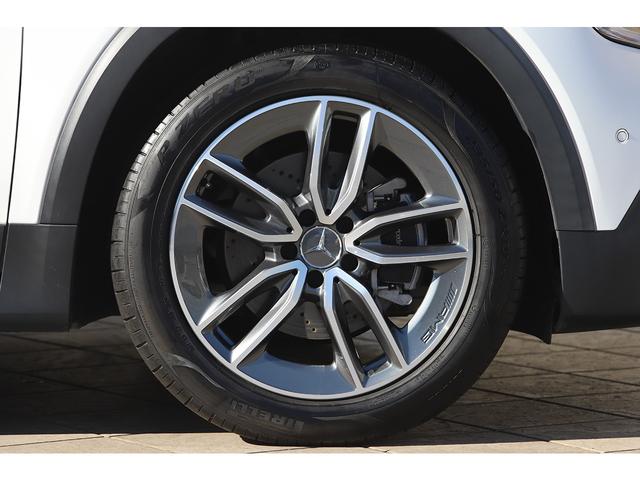 ＧＬＢ ＧＬＢ２００ｄ　４マチック　ＡＭＧライン　サテンパールホワイトラッピング　パノラマサンルーフ　ＡＭＧ１９インチＡＷ　パナメリカーナグリル　アドバンスドＰＫＧ　ナビゲーションＰＫＧ（8枚目）