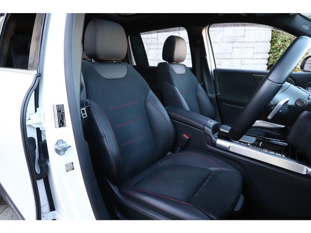 ＧＬＢ ＧＬＢ２００ｄ　４マチック　ＡＭＧライン　サテンパールホワイトラッピング　パノラマサンルーフ　ＡＭＧ１９インチＡＷ　パナメリカーナグリル　アドバンスドＰＫＧ　ナビゲーションＰＫＧ（10枚目）