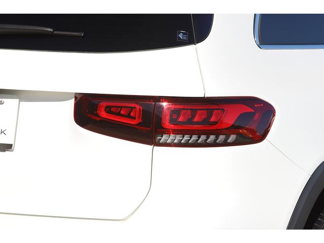 ＧＬＢ ＧＬＢ２００ｄ　４マチック　ＡＭＧライン　サテンパールホワイトラッピング　パノラマサンルーフ　ＡＭＧ１９インチＡＷ　パナメリカーナグリル　アドバンスドＰＫＧ　ナビゲーションＰＫＧ（31枚目）