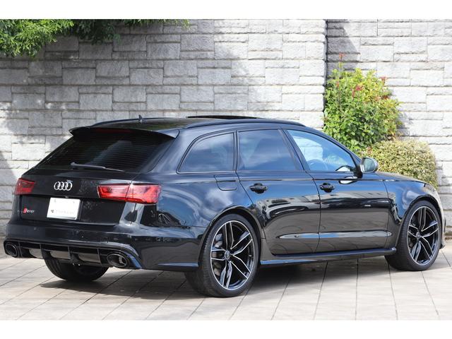 ＲＳ６アバント パフォーマンス ベースグレード　パノラマサンルーフ　純正２１インチＡＷ　ＲＳスポーツエグゾーストシステム　マトリクスＬＥＤ　ＢＯＳＥサラウンド　２０１８年モデル（2枚目）