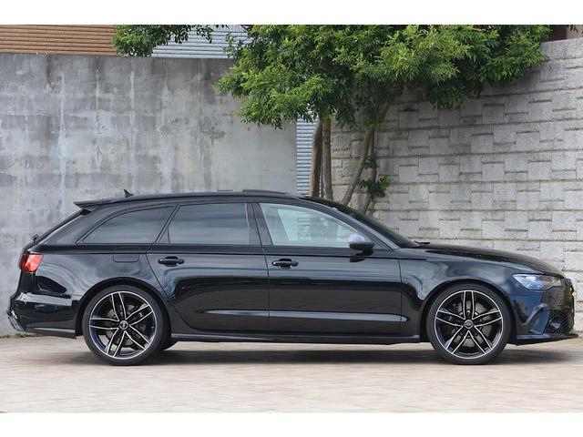 ＲＳ６アバント パフォーマンス ベースグレード　パノラマサンルーフ　純正２１インチＡＷ　ＲＳスポーツエグゾーストシステム　マトリクスＬＥＤ　ＢＯＳＥサラウンド　２０１８年モデル（6枚目）