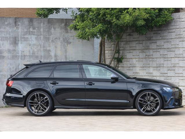 ＲＳ６アバント パフォーマンス ベースグレード　パノラマサンルーフ　純正２１インチＡＷ　ＲＳスポーツエグゾーストシステム　マトリクスＬＥＤ　ＢＯＳＥサラウンド　２０１８年モデル（16枚目）
