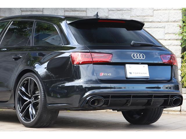 ＲＳ６アバント パフォーマンス ベースグレード　パノラマサンルーフ　純正２１インチＡＷ　ＲＳスポーツエグゾーストシステム　マトリクスＬＥＤ　ＢＯＳＥサラウンド　２０１８年モデル（29枚目）