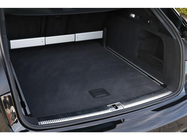 ＲＳ６アバント パフォーマンス ベースグレード　パノラマサンルーフ　純正２１インチＡＷ　ＲＳスポーツエグゾーストシステム　マトリクスＬＥＤ　ＢＯＳＥサラウンド　２０１８年モデル（52枚目）