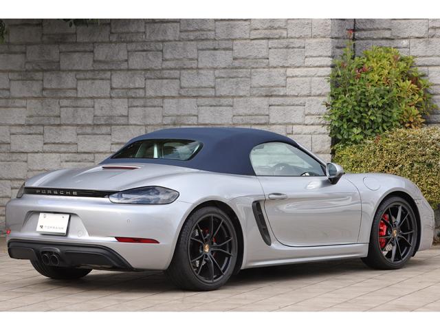 ７１８ボクスター ７１８ボクスターＧＴＳ　６速ＭＴ　ＧＴＳインテリアＰＫＧ　スポーツクロノＰＫＧ　スポーツエグゾースト　ＰＤＬＳ＋付きＬＥＤヘッドライト　ブルー幌　２０２０年モデル（18枚目）
