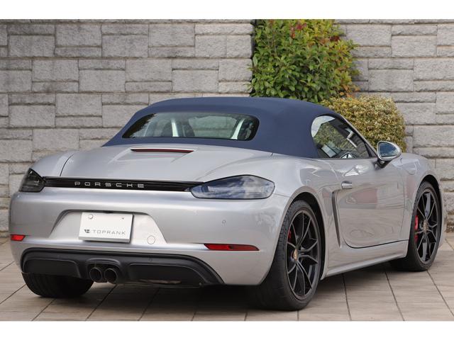 ７１８ボクスター ７１８ボクスターＧＴＳ　６速ＭＴ　ＧＴＳインテリアＰＫＧ　スポーツクロノＰＫＧ　スポーツエグゾースト　ＰＤＬＳ＋付きＬＥＤヘッドライト　ブルー幌　２０２０年モデル（19枚目）