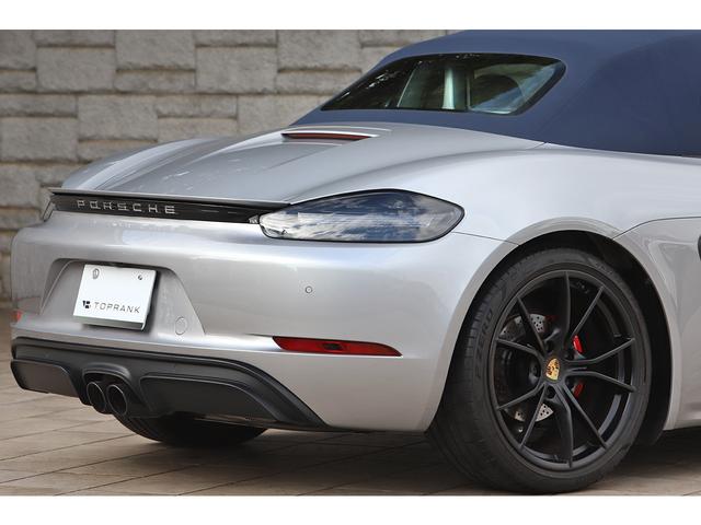 ７１８ボクスター ７１８ボクスターＧＴＳ　６速ＭＴ　ＧＴＳインテリアＰＫＧ　スポーツクロノＰＫＧ　スポーツエグゾースト　ＰＤＬＳ＋付きＬＥＤヘッドライト　ブルー幌　２０２０年モデル（31枚目）