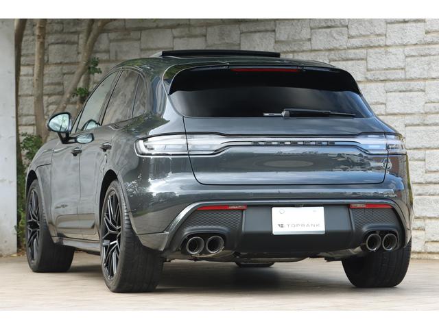 マカン マカンＧＴＳ　スポーツクロノＰＫＧ　パノラマサンルーフ　純正２１インチＡＷ　ＰＤＬＳ　スポーツエグゾースト　ＰＳＣＢ　レーンキープ　ティンテッドＬＥＤテールライト（20枚目）