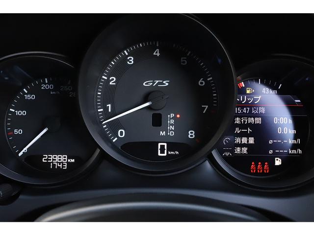 マカン マカンＧＴＳ　スポーツクロノＰＫＧ　パノラマサンルーフ　純正２１インチＡＷ　ＰＤＬＳ　スポーツエグゾースト　ＰＳＣＢ　レーンキープ　ティンテッドＬＥＤテールライト（44枚目）