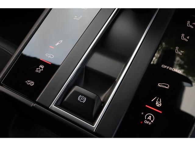 マカン マカンＧＴＳ　スポーツクロノＰＫＧ　パノラマサンルーフ　純正２１インチＡＷ　ＰＤＬＳ　スポーツエグゾースト　ＰＳＣＢ　レーンキープ　ティンテッドＬＥＤテールライト（54枚目）