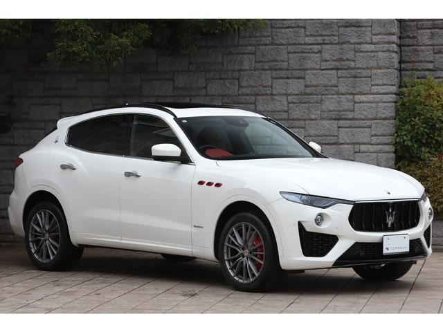 レヴァンテ グランスポーツ　レッドレザー　パノラマサンルーフ　ＯＰ２０インチＡＷ　フルプレミアムレザー　フルアダプティブＬＥＤヘッドライト　アクティブエアサス（15枚目）