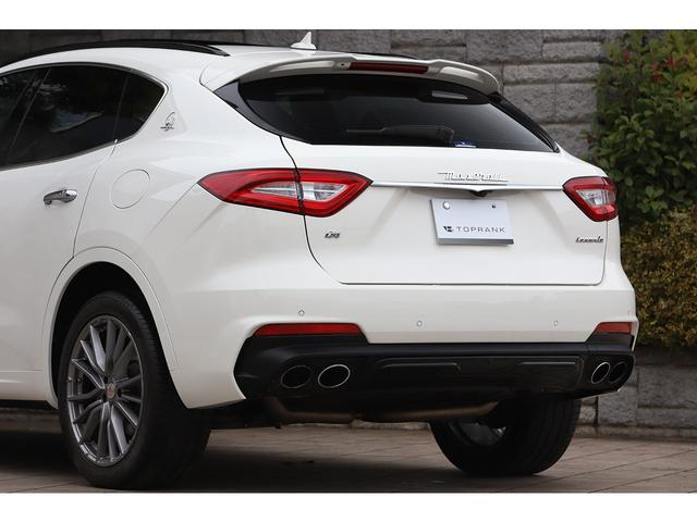 レヴァンテ グランスポーツ　レッドレザー　パノラマサンルーフ　ＯＰ２０インチＡＷ　フルプレミアムレザー　フルアダプティブＬＥＤヘッドライト　アクティブエアサス（28枚目）