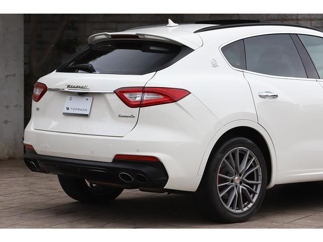 レヴァンテ グランスポーツ　レッドレザー　パノラマサンルーフ　ＯＰ２０インチＡＷ　フルプレミアムレザー　フルアダプティブＬＥＤヘッドライト　アクティブエアサス（29枚目）