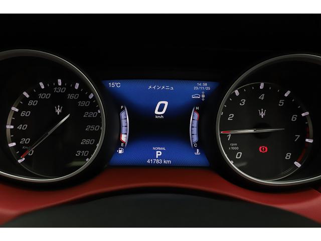 レヴァンテ グランスポーツ　レッドレザー　パノラマサンルーフ　ＯＰ２０インチＡＷ　フルプレミアムレザー　フルアダプティブＬＥＤヘッドライト　アクティブエアサス（41枚目）