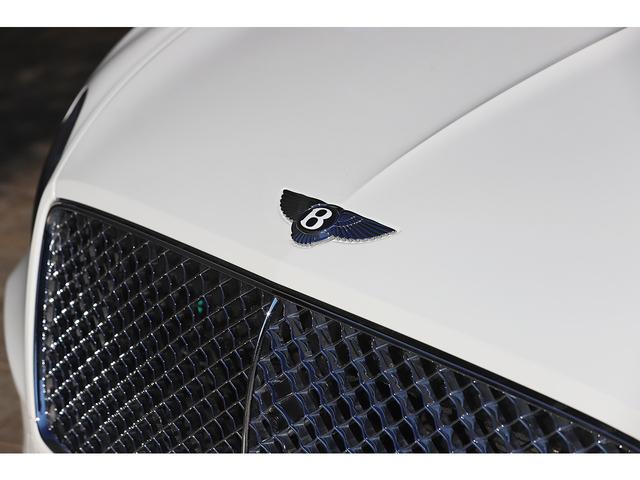 コンチネンタル GT V8 マリナードライビングスペック シティスペック リネンインテリア OP22インチAW オープンポアウッドパネルインテリアトリム(30枚目)