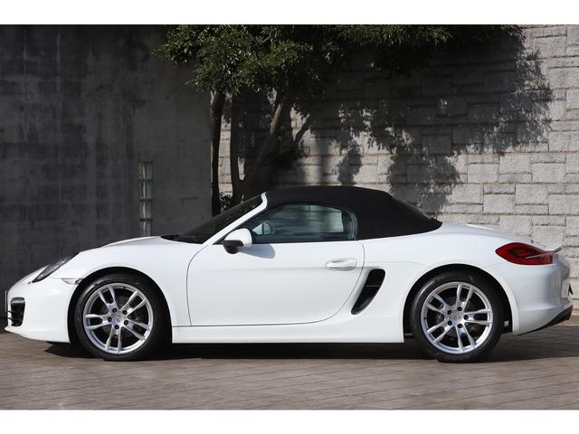 ボクスター ボクスター　ＰＤＫ　左ハンドル　スポーツデザインステアリング　ＰＤＬＳ　ＯＰ１９インチＡＷ　シートヒーター　リアビューカメラ　２０１３年モデル（22枚目）