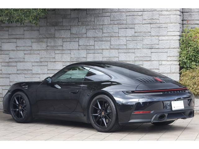 911 911カレラ スポーツクロノPKG スポーツエグゾースト OP20/21インチAW スポーツシートプラス GTスポーツステアリング 法人ワンオーナー 新車保証付き(21枚目)