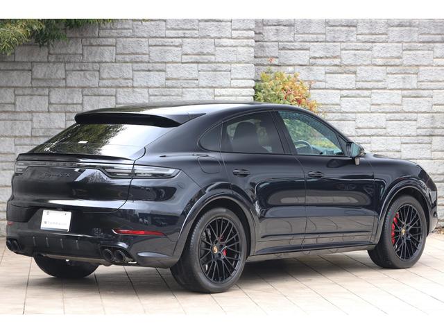 カイエンクーペ カイエンＧＴＳ　クーペ　スポーツクロノＰＫＧ　レザーインテリア　パノラマルーフ　マトリクスＬＥＤ　ソフトクローズドア　ＰＣＭ６．０　ＢＯＳＥサラウンド　５人乗り（2枚目）