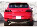 外装はスペシャルボディカラーのカーマインレッドです!