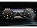 １１０Ｖ８　Ｐ５２５　ブラックエクステリアパック　パノラマサンルーフ　ＯＰ２２インチＡＷ　電動サイドステップ　ＭＥＲＩＤＩＡＮサラウンド　新車保証付き（47枚目）