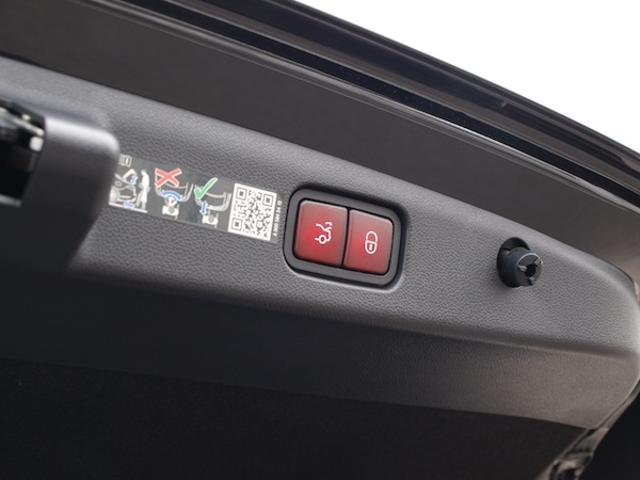 Ｅクラス Ｅ２００　アバンギャルド　ＡＭＧラインパッケージ　レザーエクスクルーシブパッケージ　アドバンスドパッケージ　デジタルインテリアパッケージ　Ｂｌｕｅｔｏｏｔｈ接続　ＥＴＣ　ＬＥＤヘッドライト　ＴＶ　アイドリングストップ（39枚目）