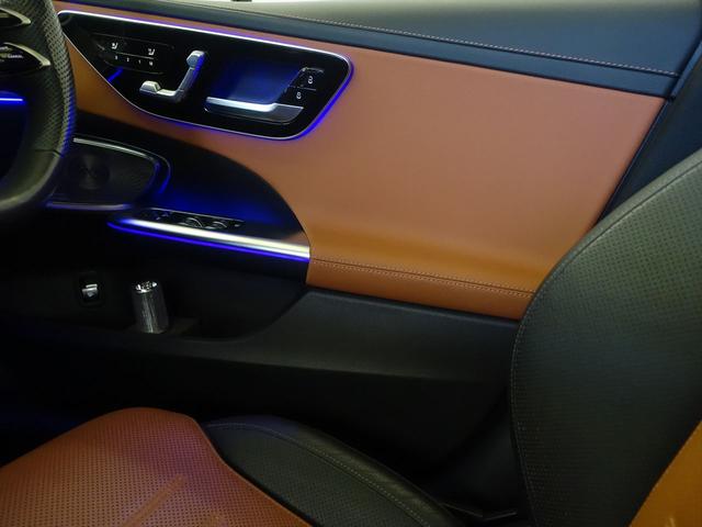 Ｃクラスステーションワゴン Ｃ４３　４ＭＡＴＩＣ　ステーションワゴン　Ｂｌｕｅｔｏｏｔｈ接続　ＥＴＣ　ＬＥＤヘッドライト　ＴＶ　アイドリングストップ　クルーズコントロール　コネクテッド機能　サイドカメラ　サンルーフ・ガラスルーフ　シートエアコン　シートヒーター（16枚目）