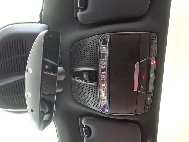 ＧＬＣ ＧＬＣ４３　４ＭＡＴＩＣ　クーペ　レザーエクスクルーシブパッケージ　Ｂｌｕｅｔｏｏｔｈ接続　ＥＴＣ　ＬＥＤヘッドライト　ＴＶ　アイドリングストップ　クルーズコントロール　コネクテッド機能　サイドカメラ　サンルーフ・ガラスルーフ（21枚目）